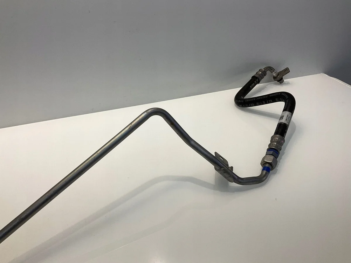 Porsche Macan 95BÖlkühlerleitung Getriebe image 4