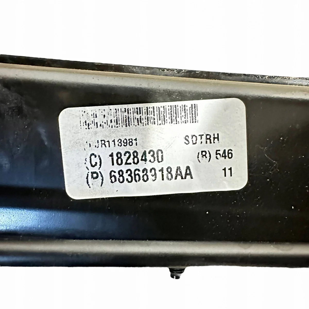 Chrysler Pacifica 2018 Right Side Used image 8