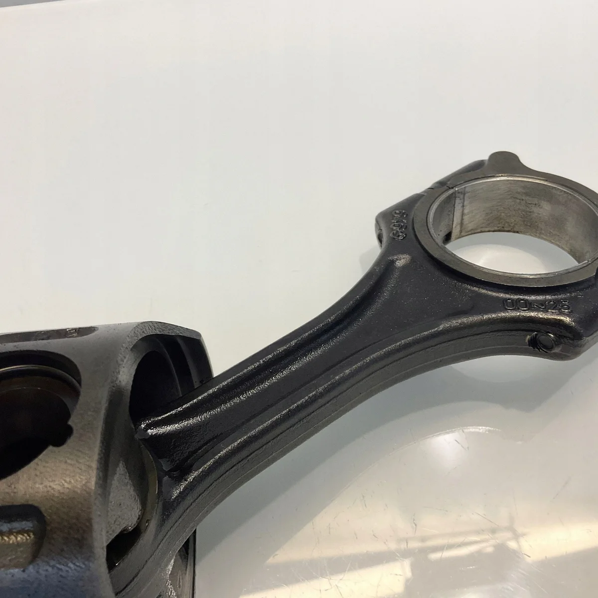 Piston avec bielle Mercedes W211 2007 JON38654 image 4