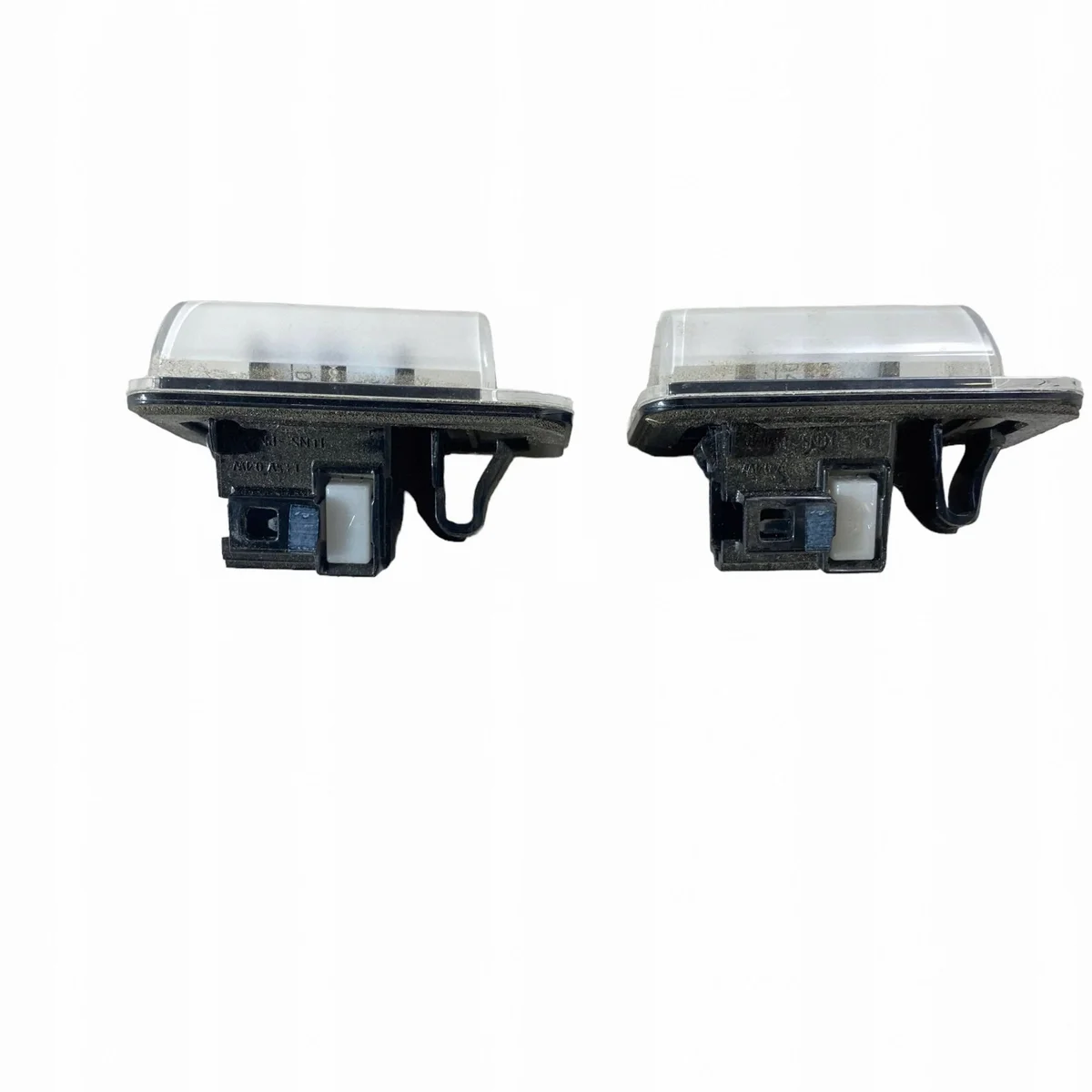 Subaru Outback (BT) 84301AN010 Kentekenlamp image 3