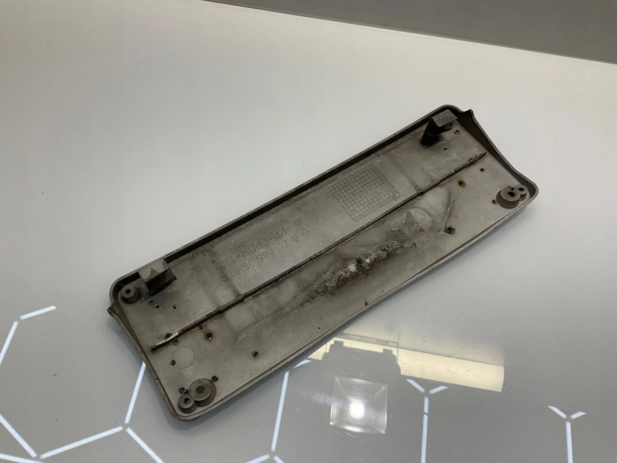 2004 Mercedes-Benz E W211 License Plate Frame