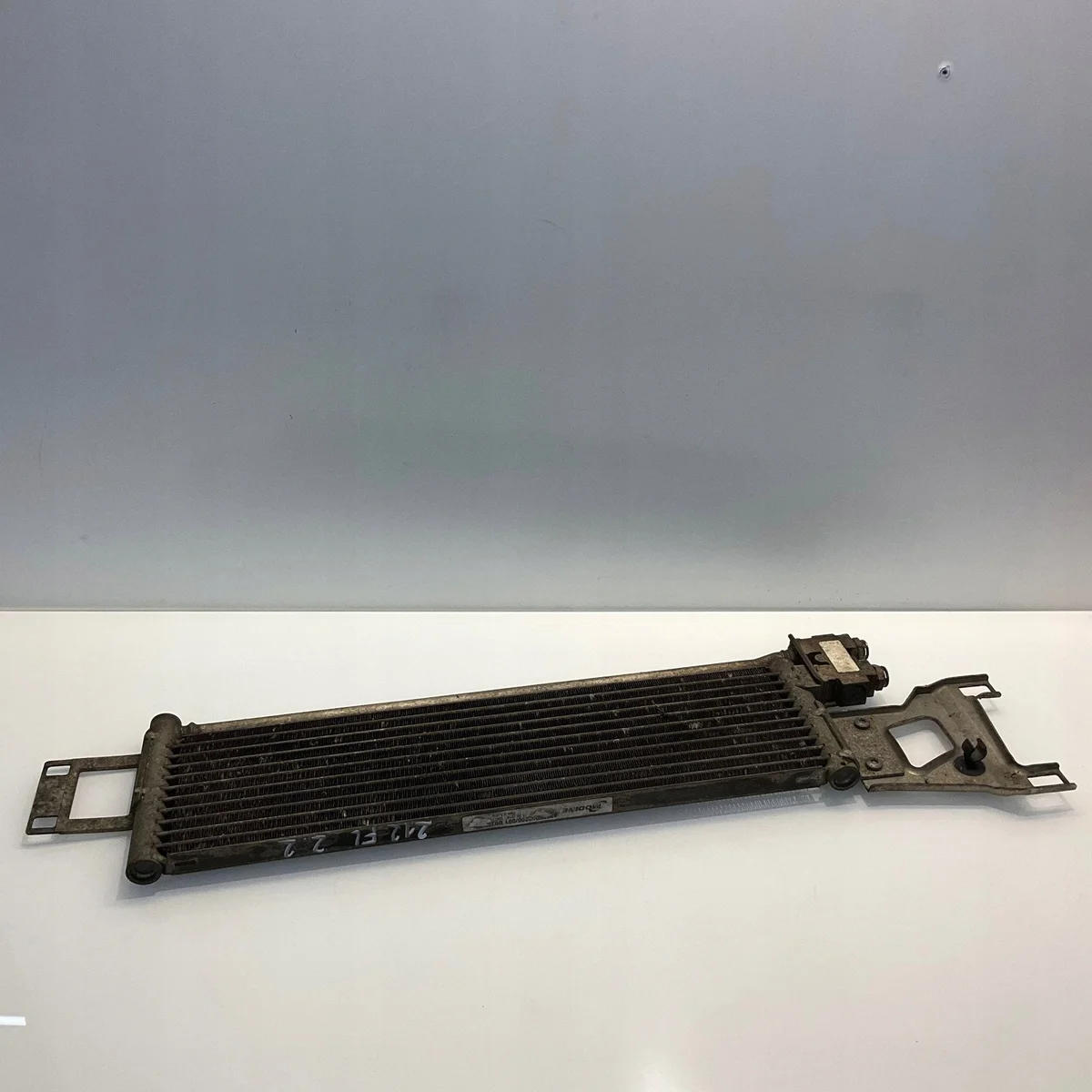 Mercedes E W212 2015 Refroidisseur Huile Boîte A2125002200