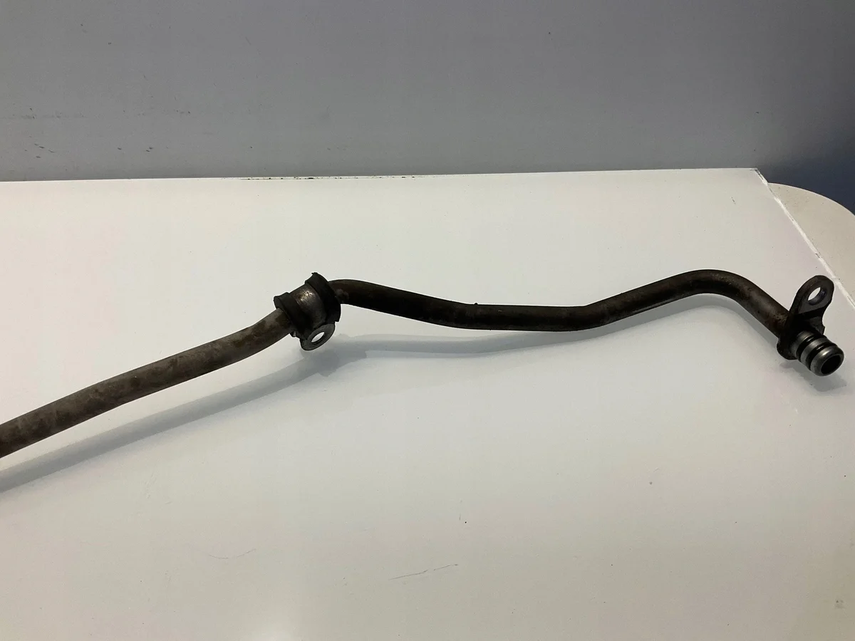 Conduit d'huile boîte auto Mercedes E C207 image 5