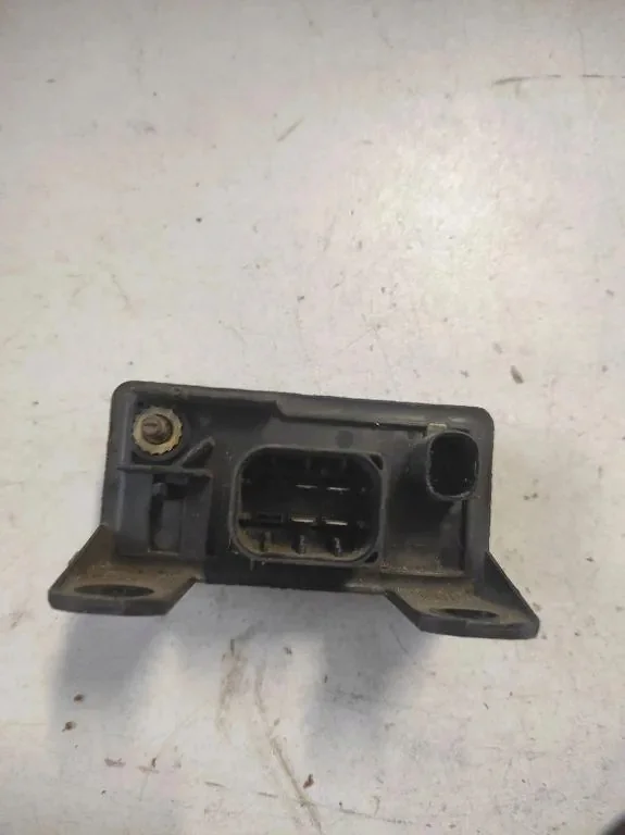 Sytytystulppa Mercedes-Benz Vito 0005453516
