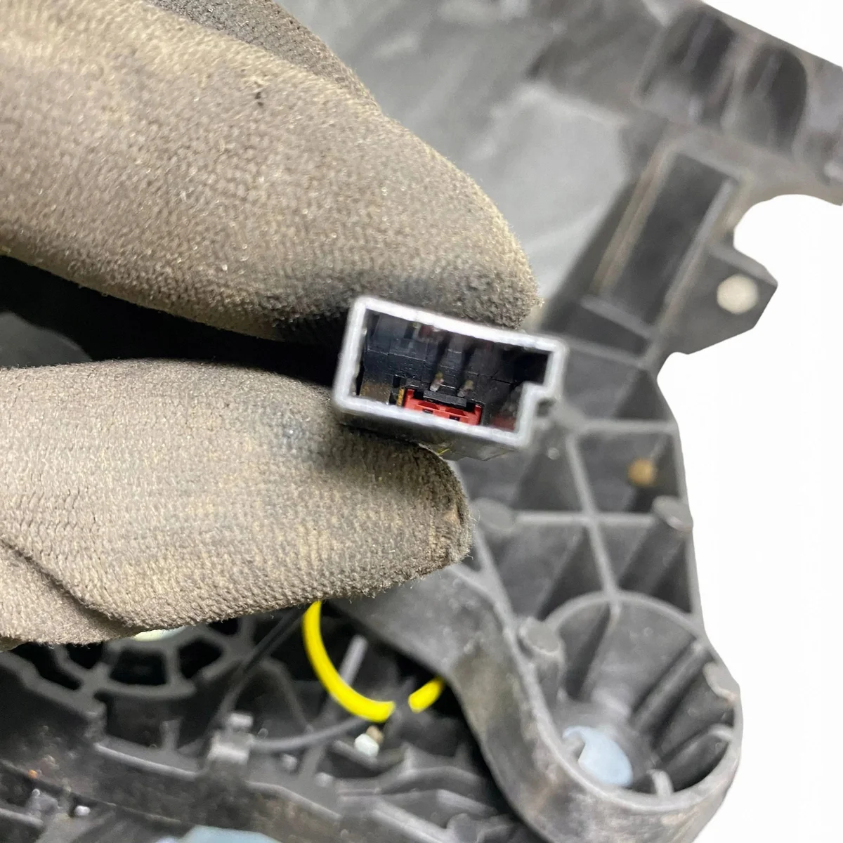 Schalter Chevrolet Equinox 2020 OEM 84698287 image 7