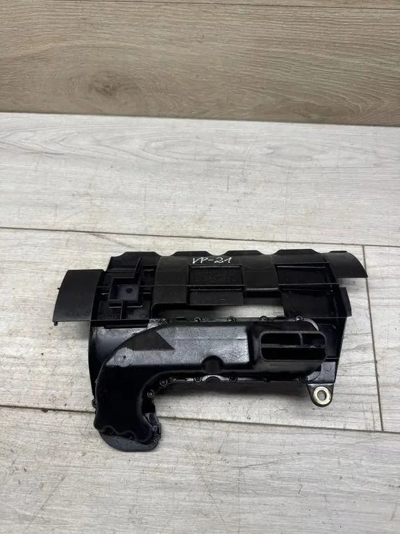 Séparateur d'huile VW Passat B5 06B103623C