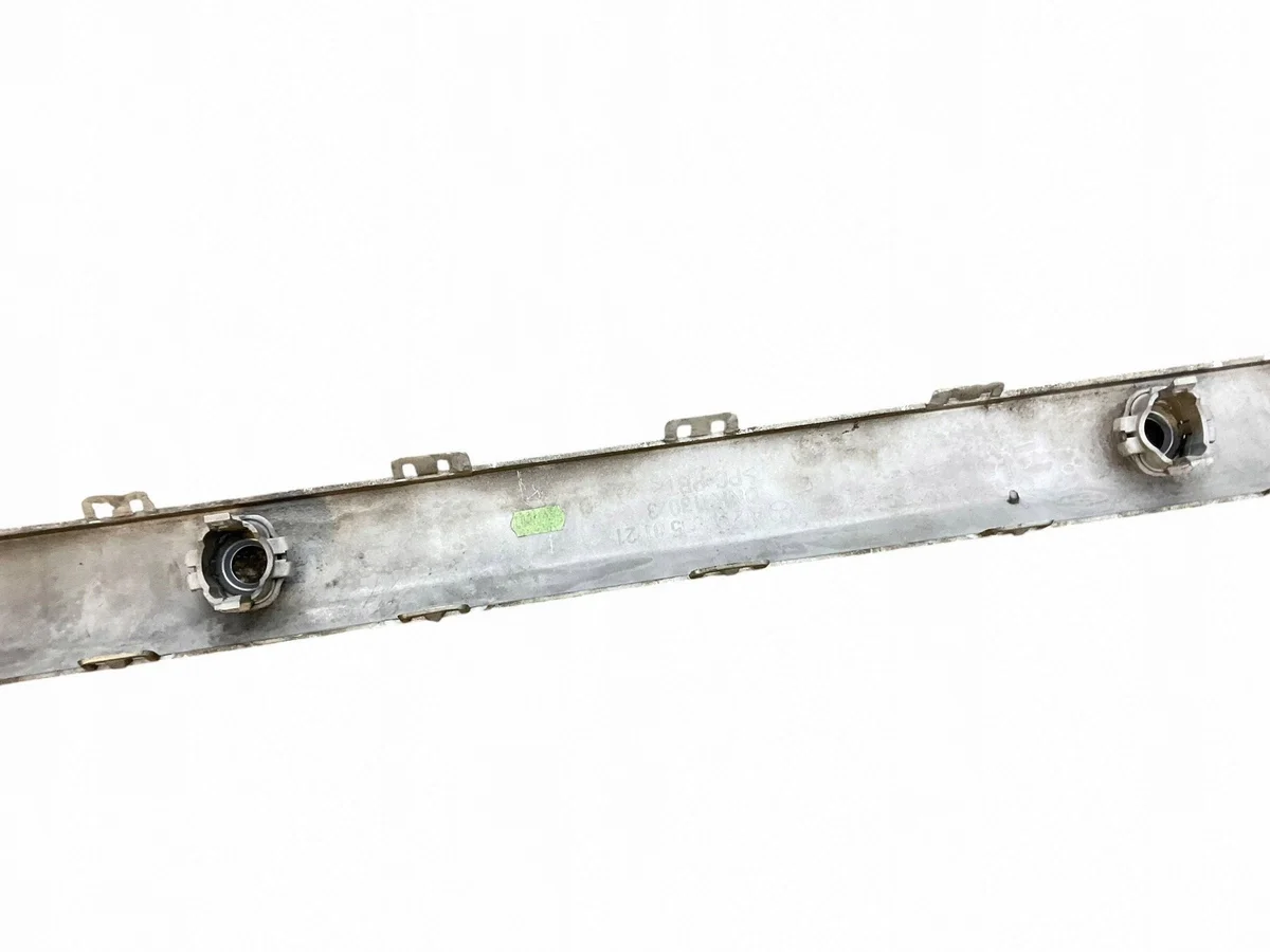 Mercedes E W211 Lijst Achterbumper A2118850121 image 6