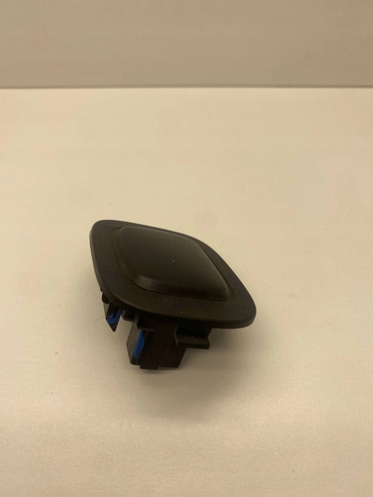 Capteur de luminosité Chevrolet Malibu 2018 image 4