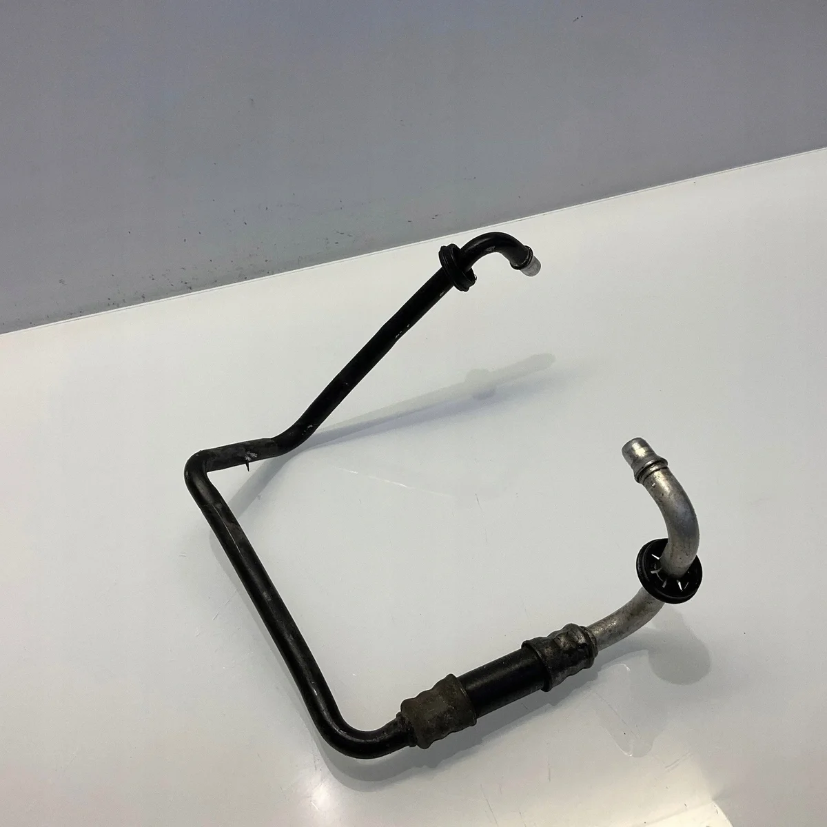 Conduit d'huile boîte MERCEDES E-W212 A2125281124