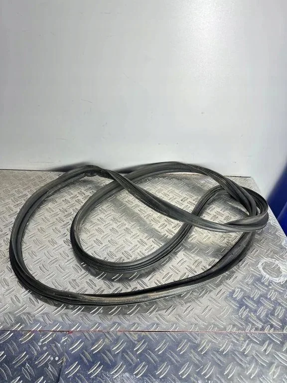 Mercedes A2537400078 Joint de hayon