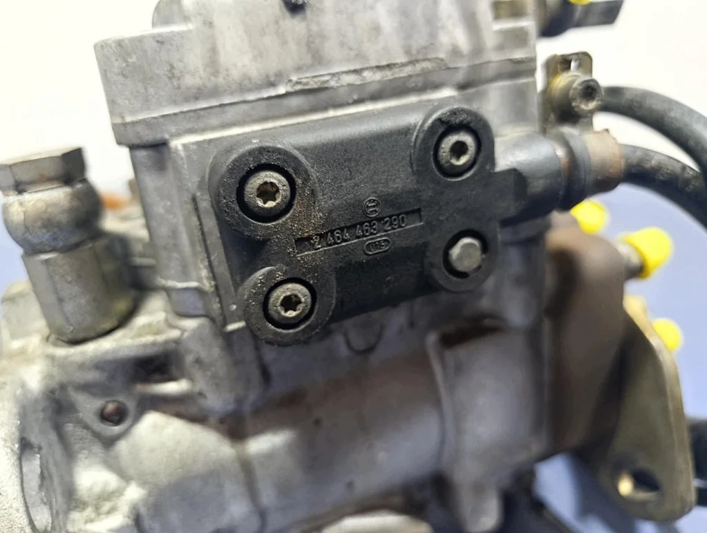 Audi A6 C4 2.5 TDI 140KM Injectiepomp image 6