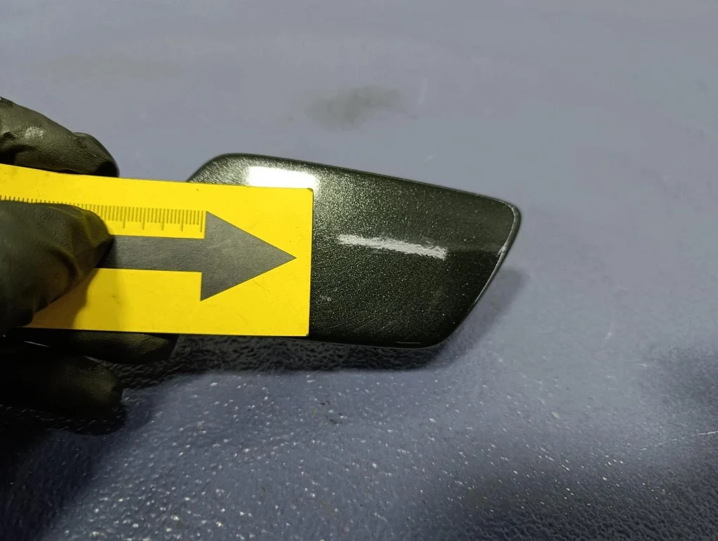 Audi A8 D5 4N Scheinwerferreinigungsabdeckung links image 6