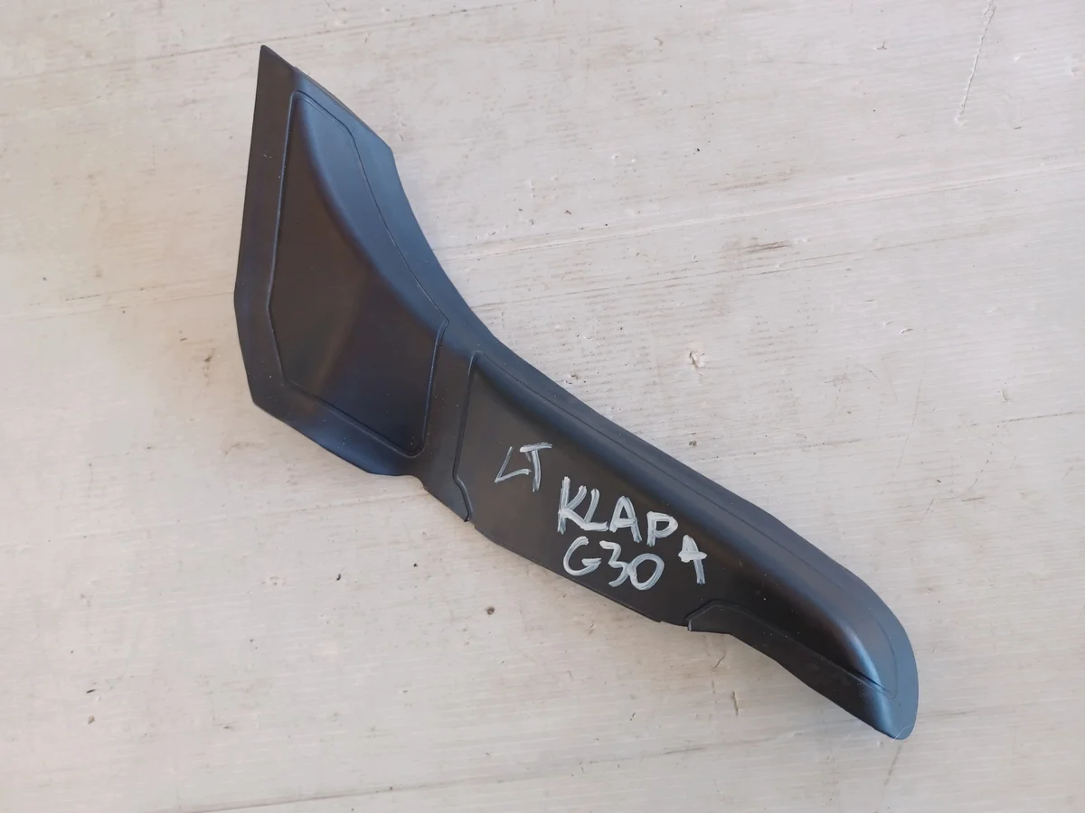 Moldura Lanterna Traseira Esquerda BMW 5 G30