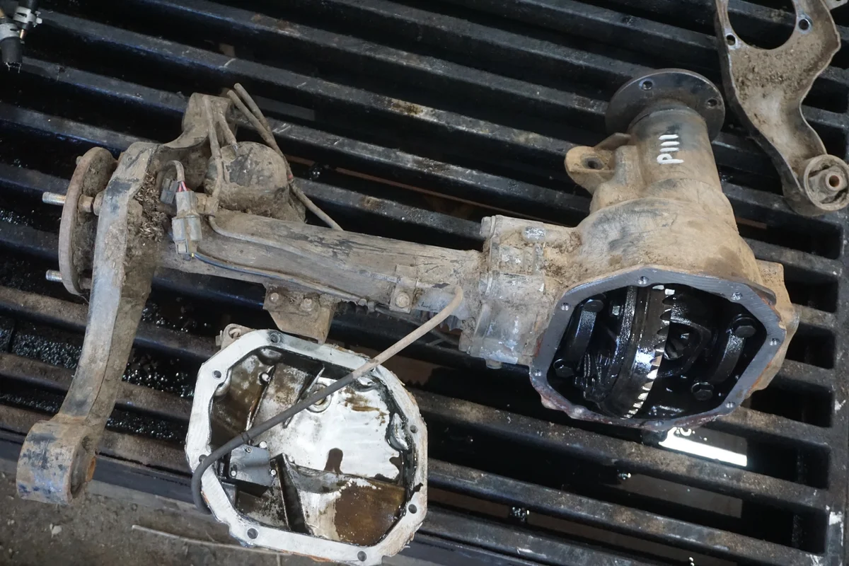 Mitsubishi Pajero III Vorderachsdifferential 3,917 image 7
