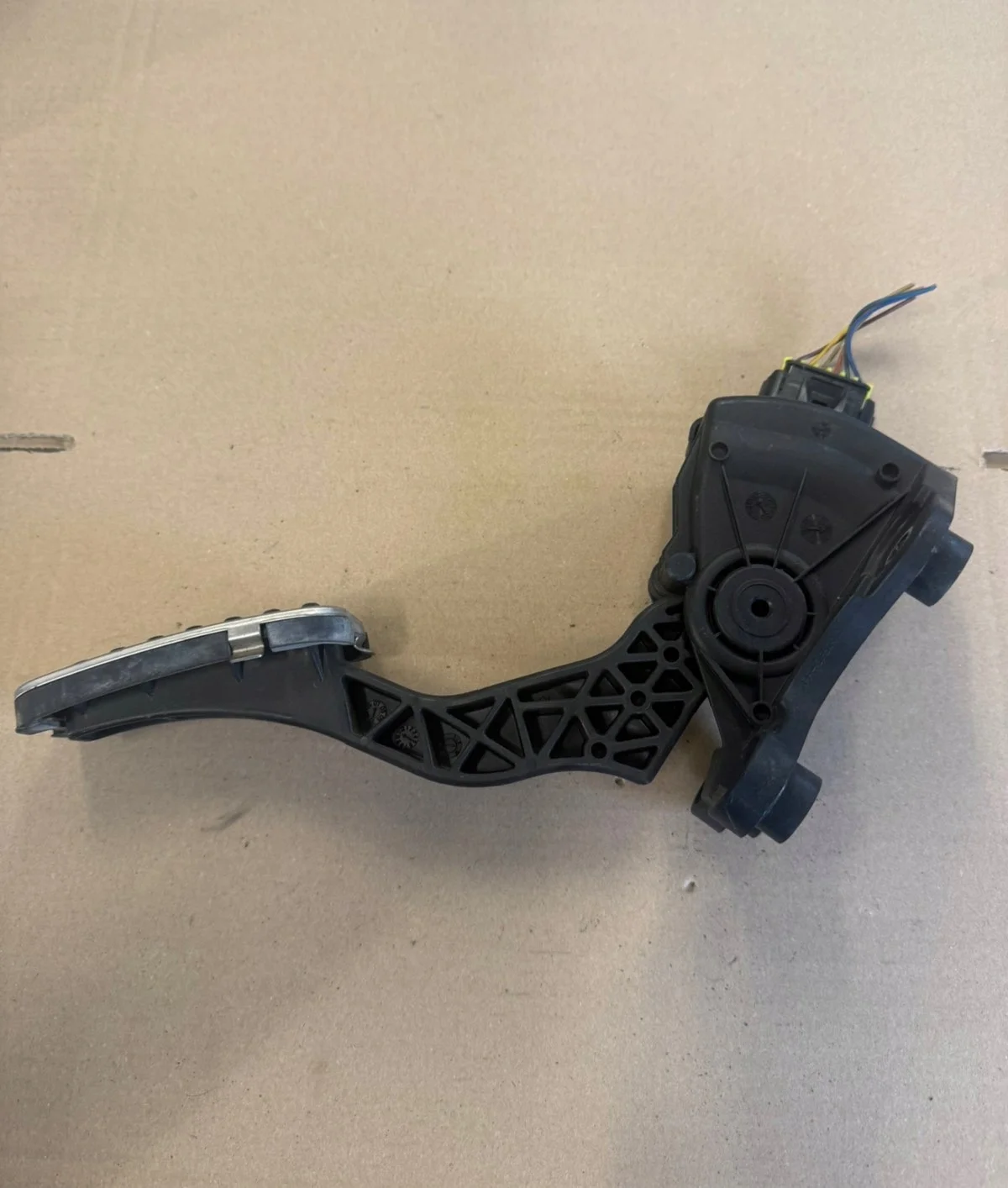 Potentiometer gaspedal Kia Ceed 1.6 CRDI thumbnail 3