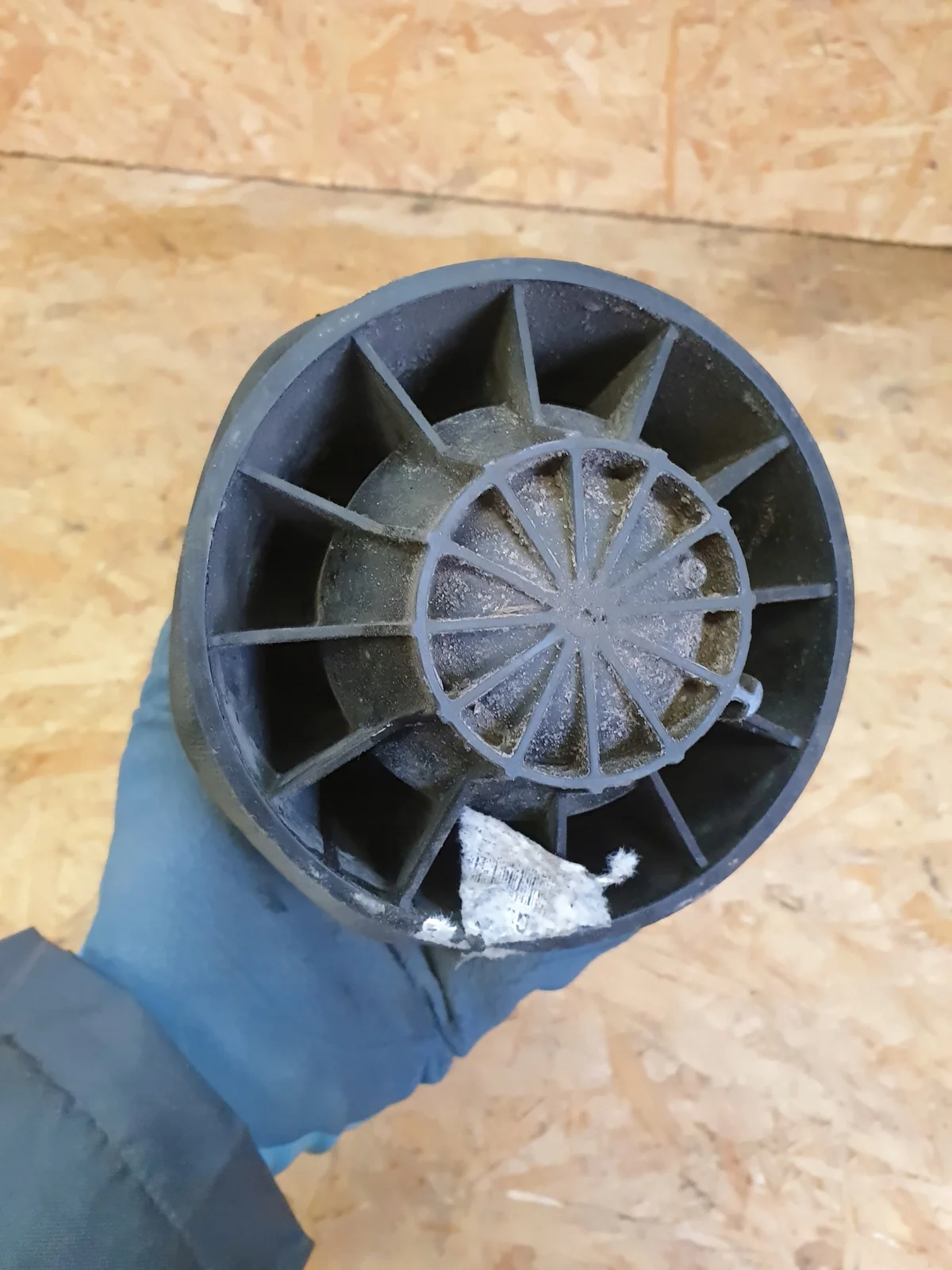 Luftfjädring bak Jeep Grand Cherokee WK2 image 7