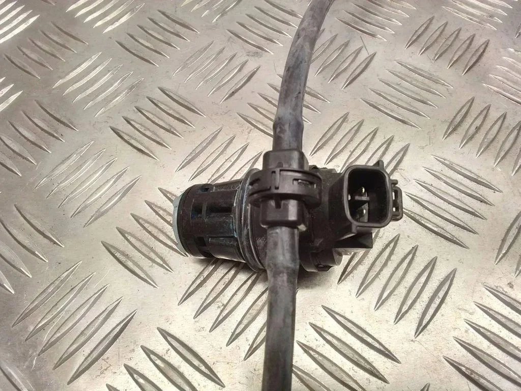 Lexus NX 2015 Headlight Washer Pump image 4