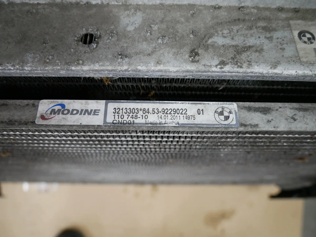Condenseur BMW E91 E90 E81 E87 E84 N43 N46 N52 N53 image 6