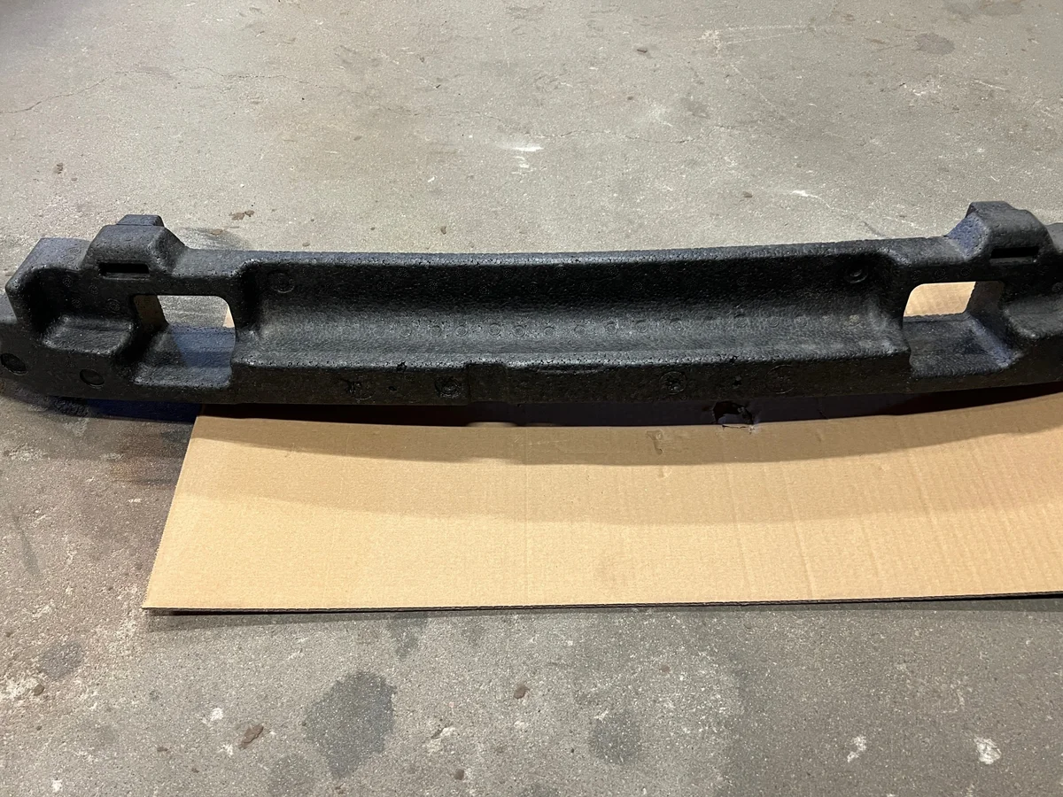 Absorbedor Parachoques Delantero VW Touran II image 3