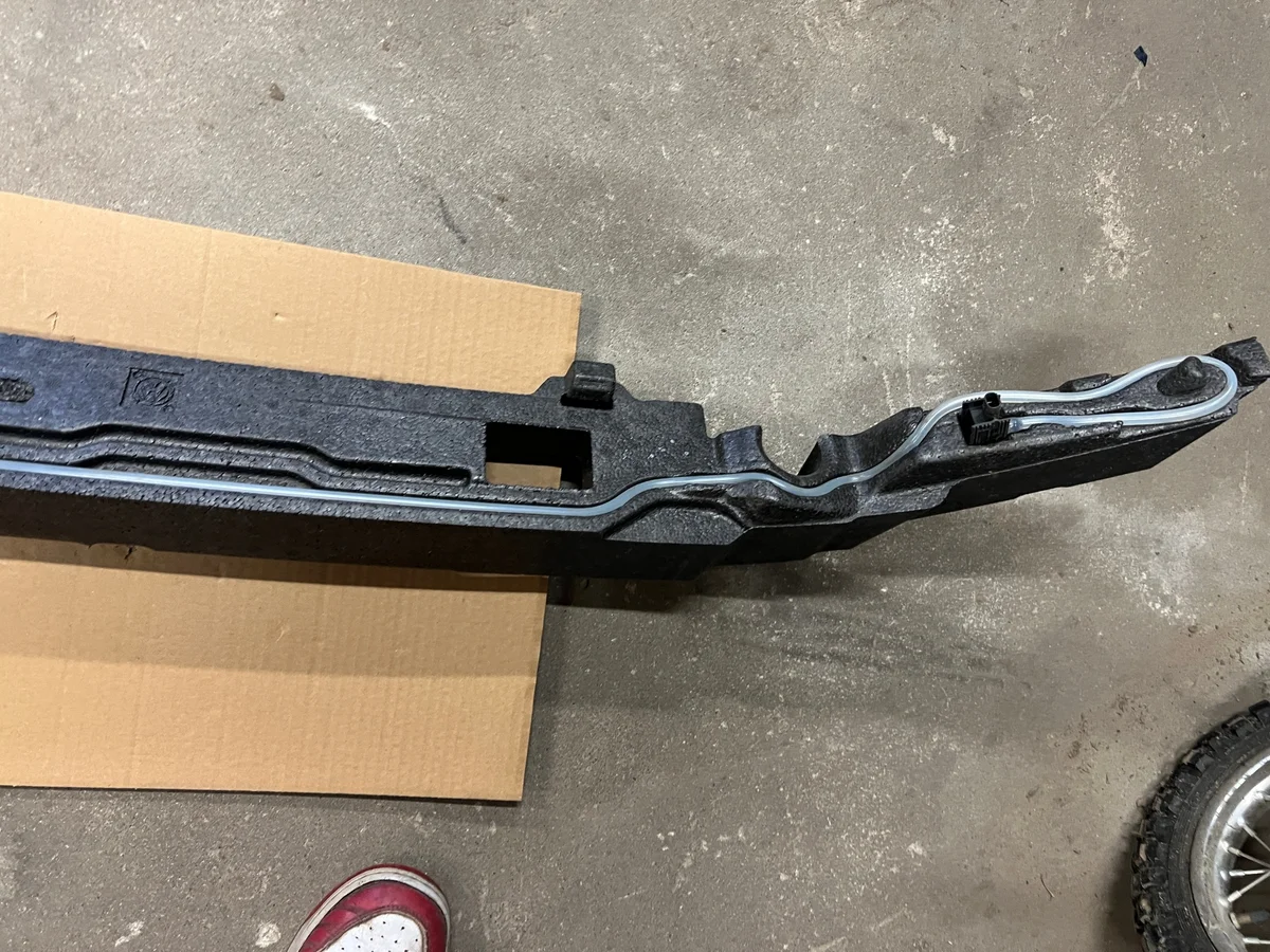 Absorbedor Parachoques Delantero VW Touran II image 7