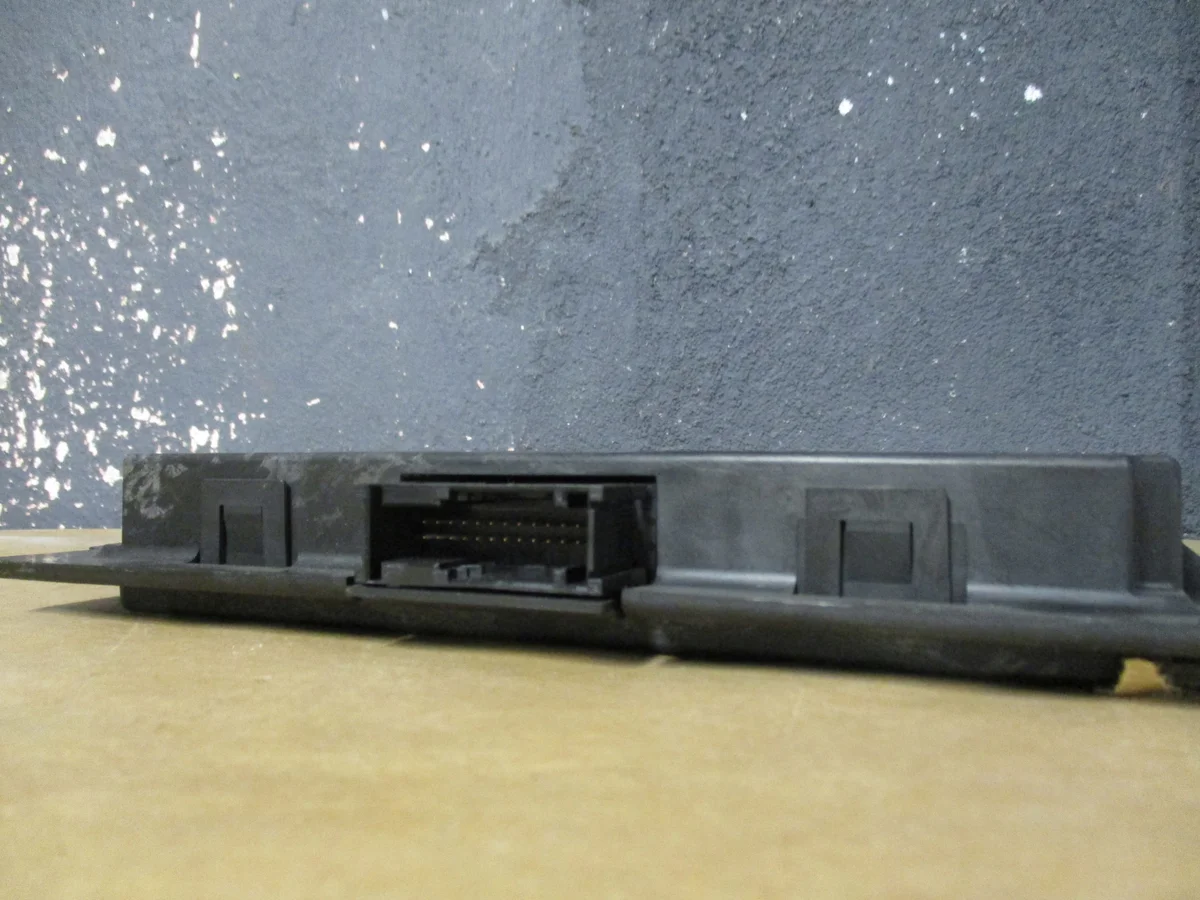 2010 Bmw Serie 1 E81 ECU 9224588 image 4