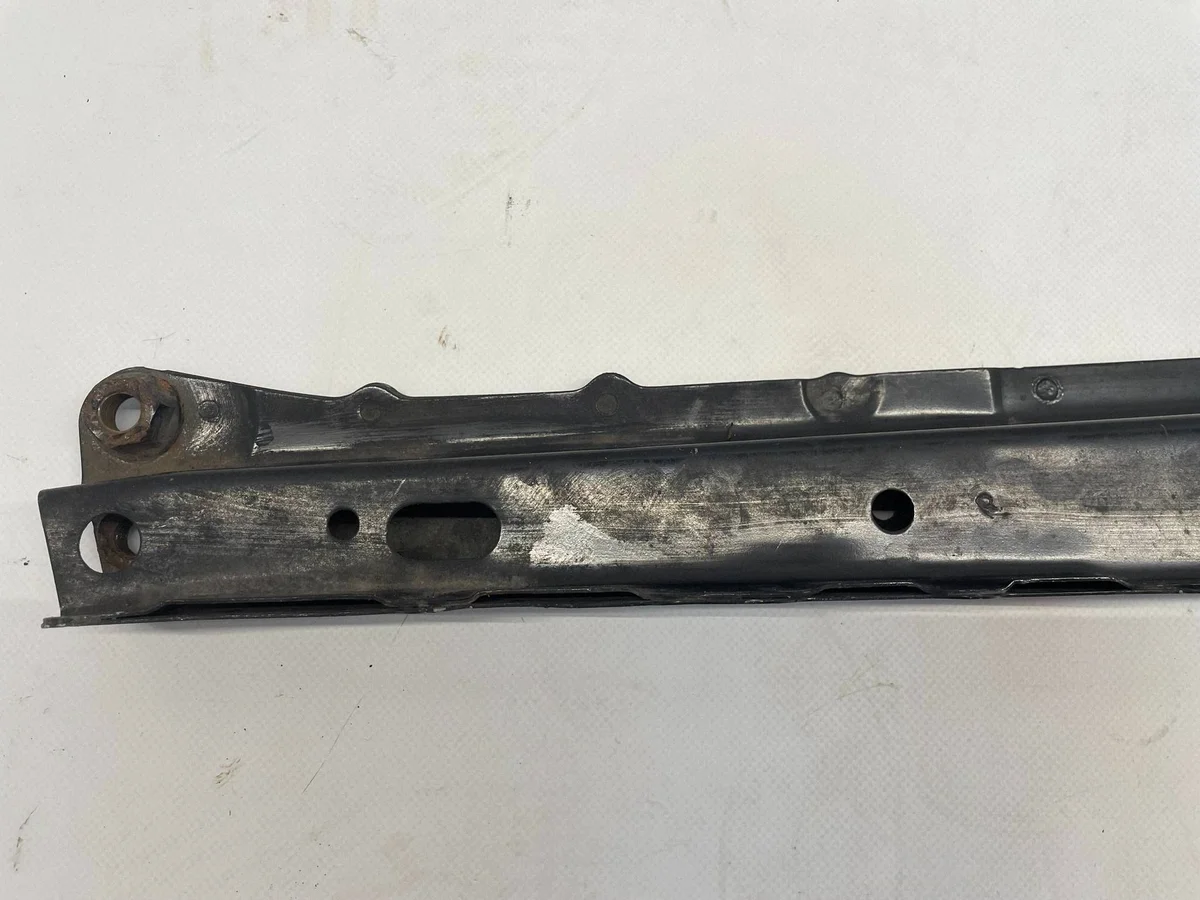 Toyota Auris II Support Suspension Avant Droit image 5