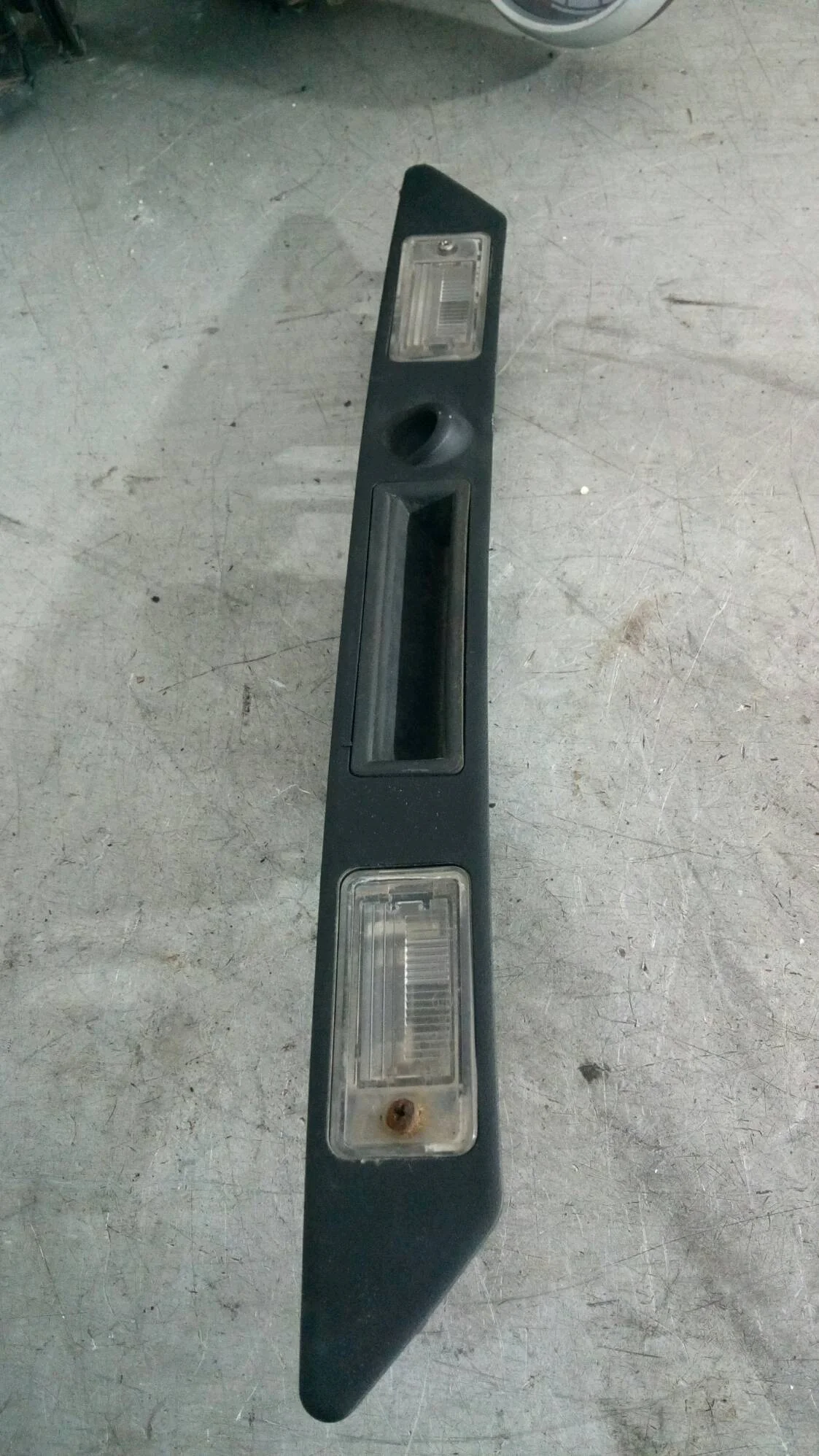 Kahvan kansi Audi A4 B6 8E0827574C