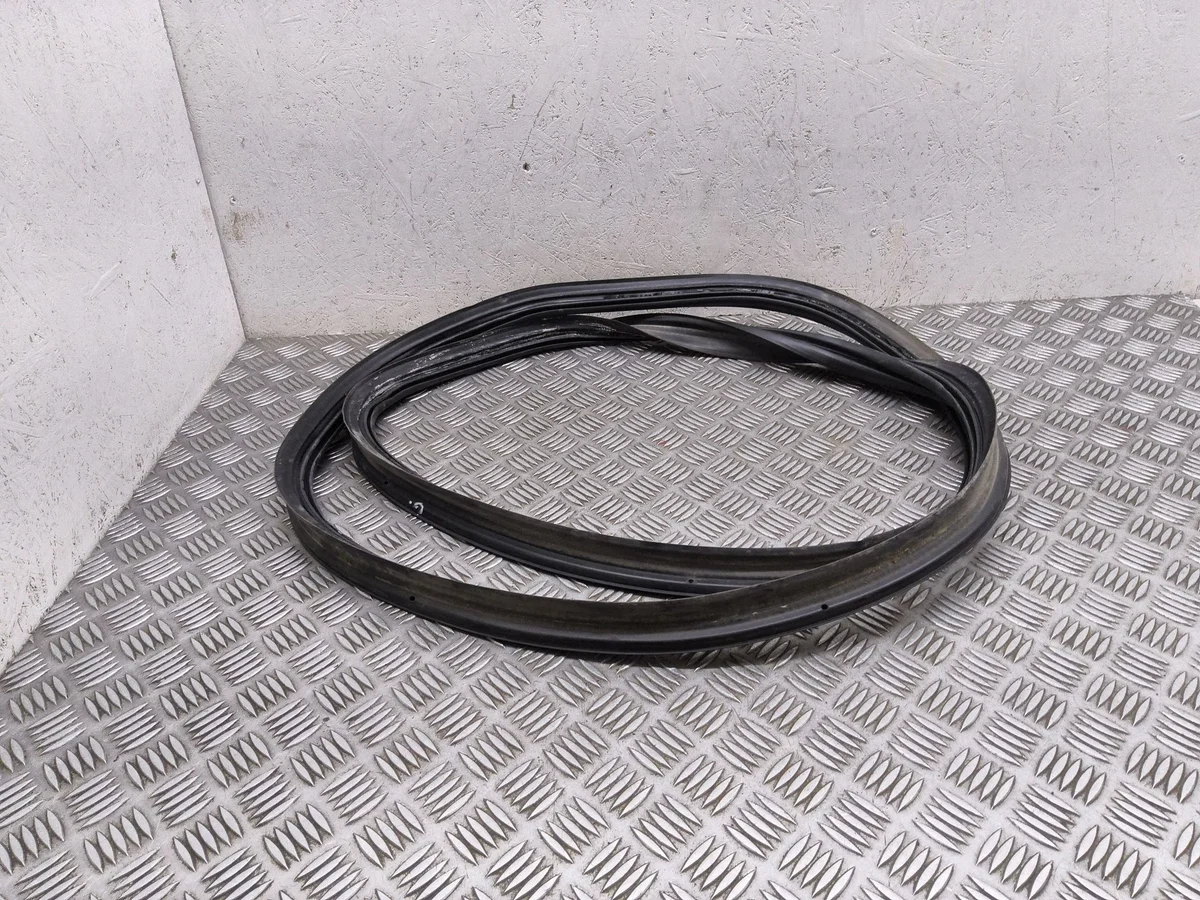 Guarnizione portellone Volvo V70 TPD17561
