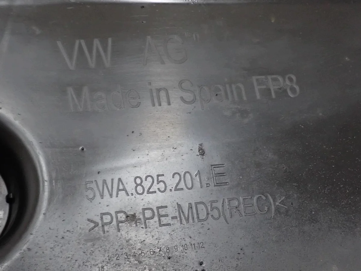 Placa Proteção Chassi SEAT LEON IV 5WA825201E image 3