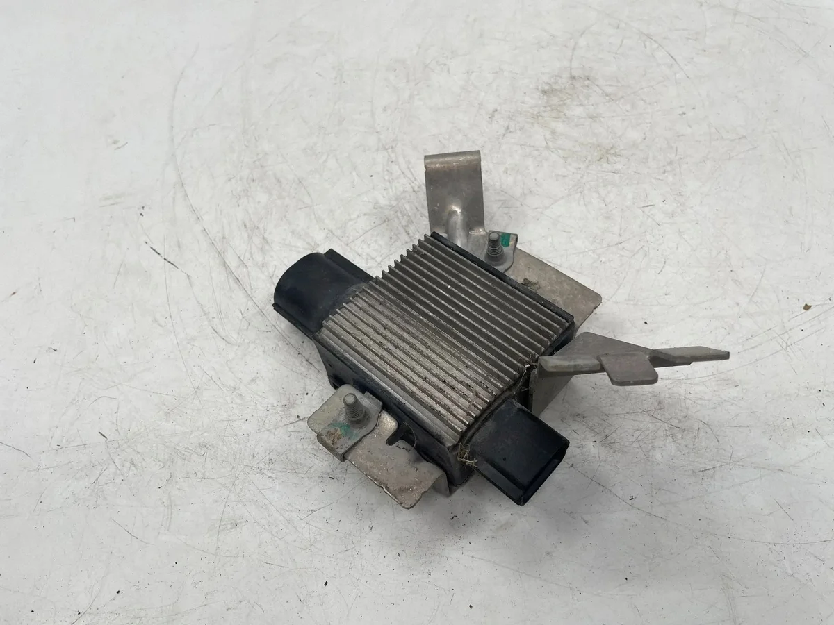 Chevrolet Corvette C7 2015 Módulo Ventilador 23168765