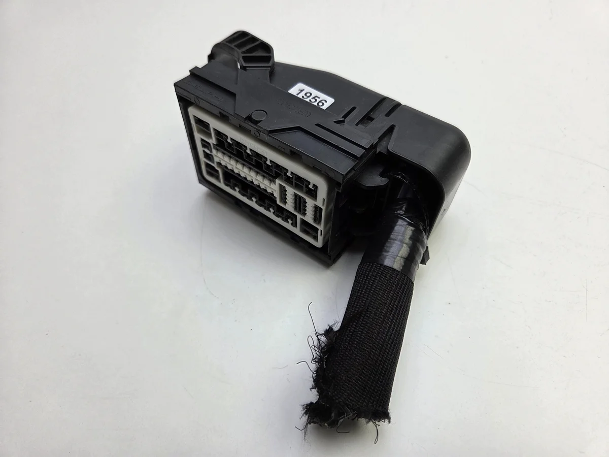 Connecteur Ford Mondeo MK5 Fusion image 3