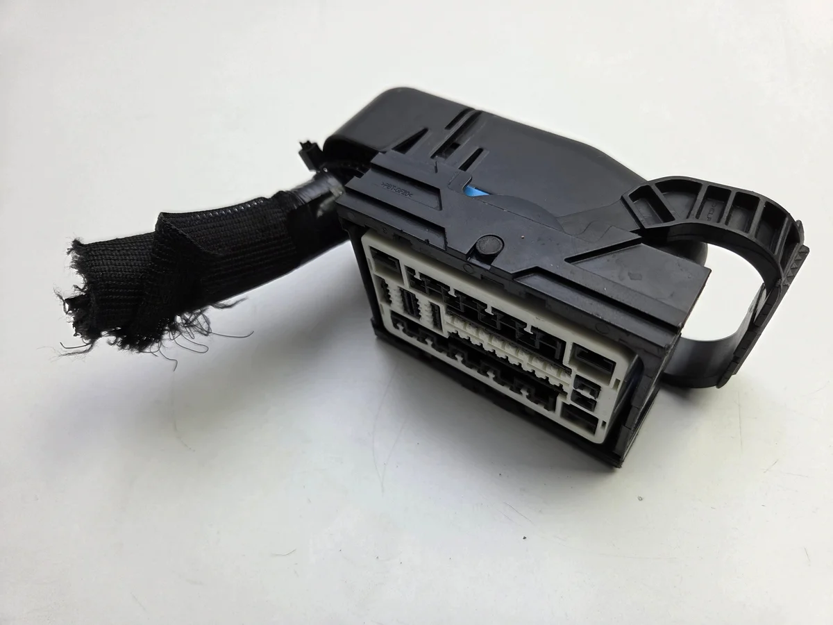 Connecteur Ford Mondeo MK5 Fusion image 6