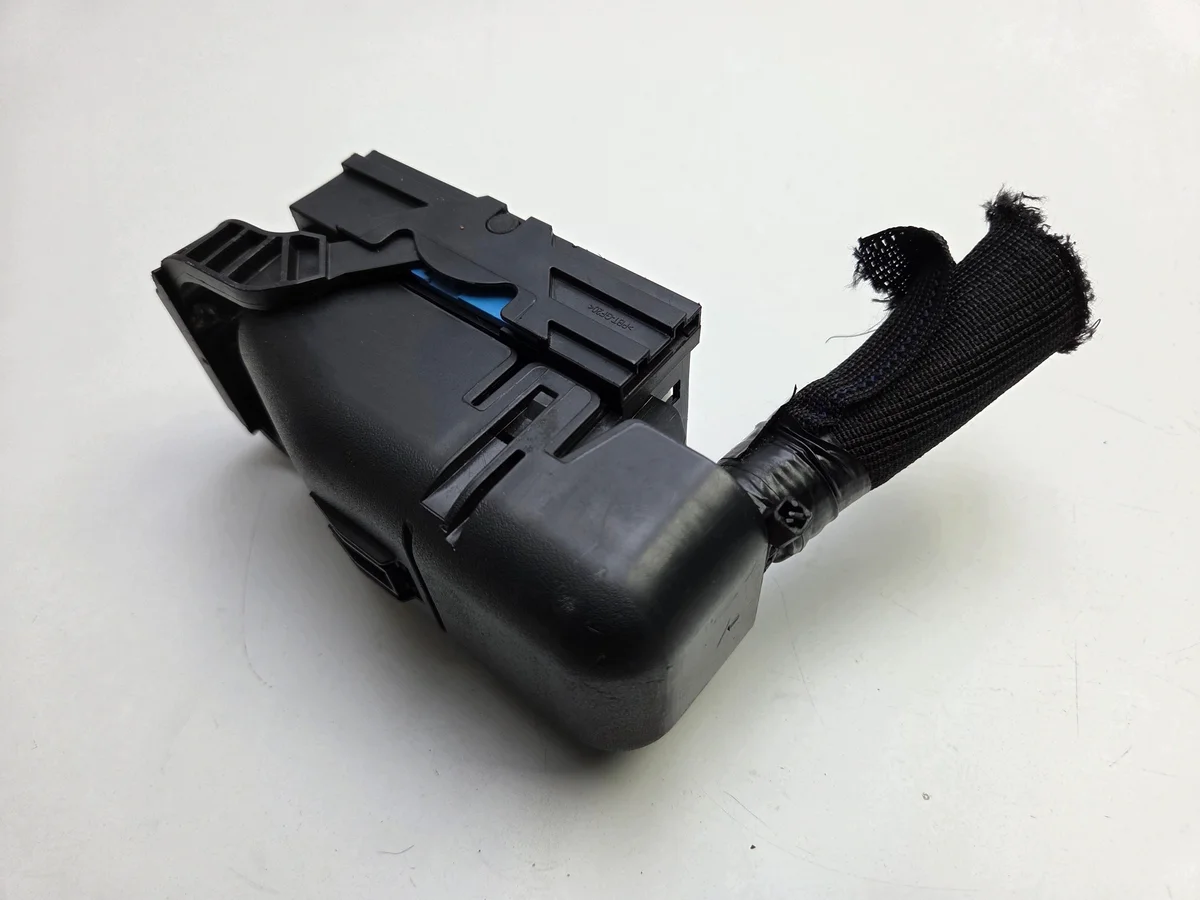 Connecteur Ford Mondeo MK5 Fusion image 8