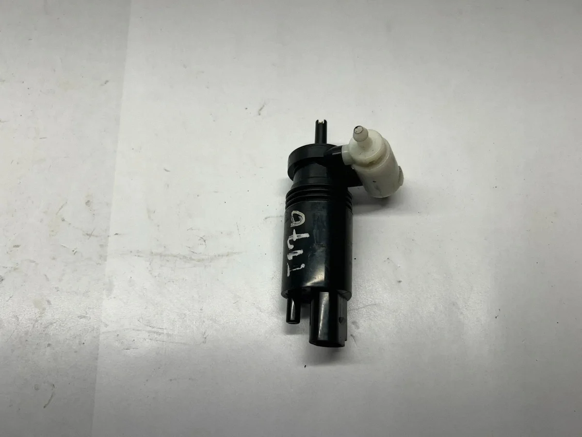 Pompje ruitensproeier Mercedes GL X166 13082711 image 6