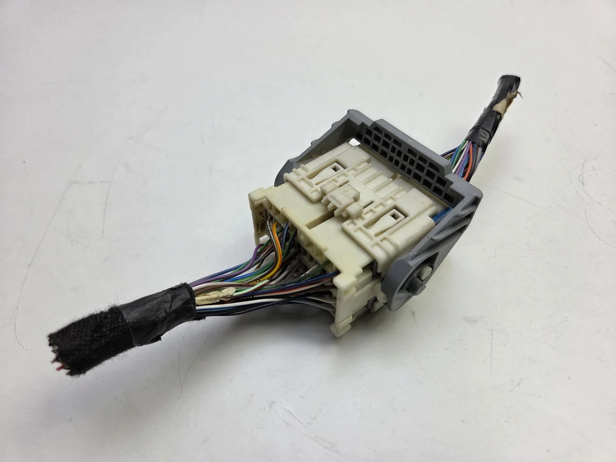 Connecteur Ford Mondeo MK5 Fusion image 4