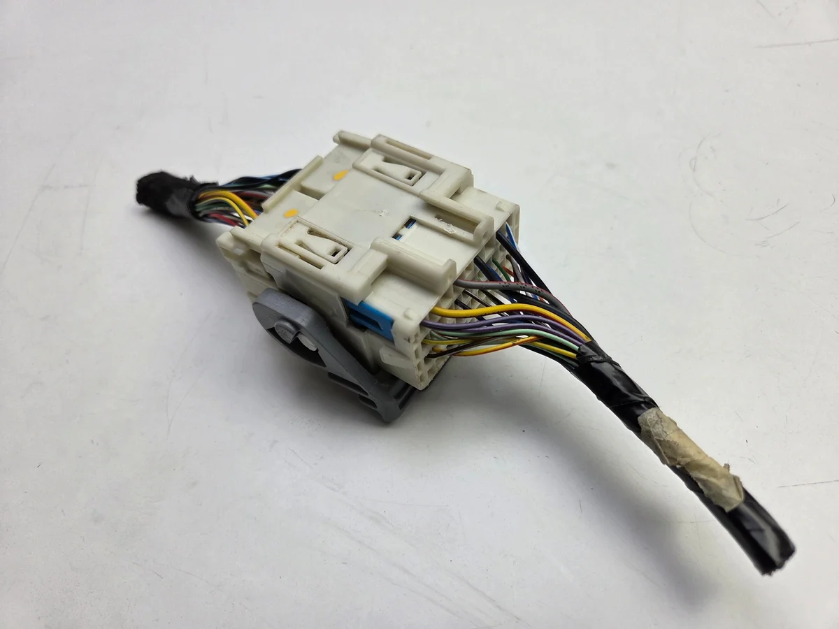 Connecteur Ford Mondeo MK5 Fusion image 6