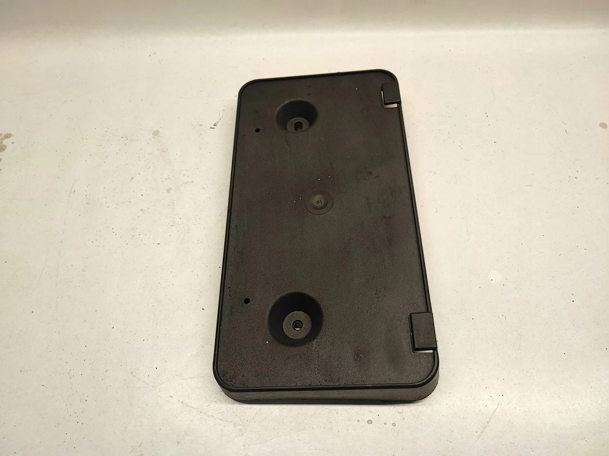 Cadre plaque immat Ford Mustang VI FR3B17A385AB5YZ9 image 4