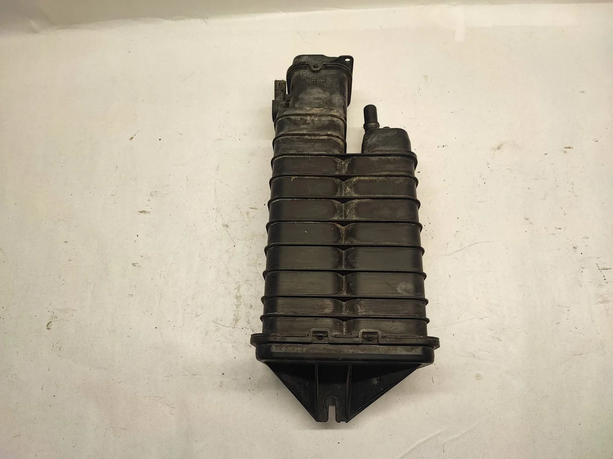 Used Chevrolet Camaro 2015 Carbon Filter OEM 22870105