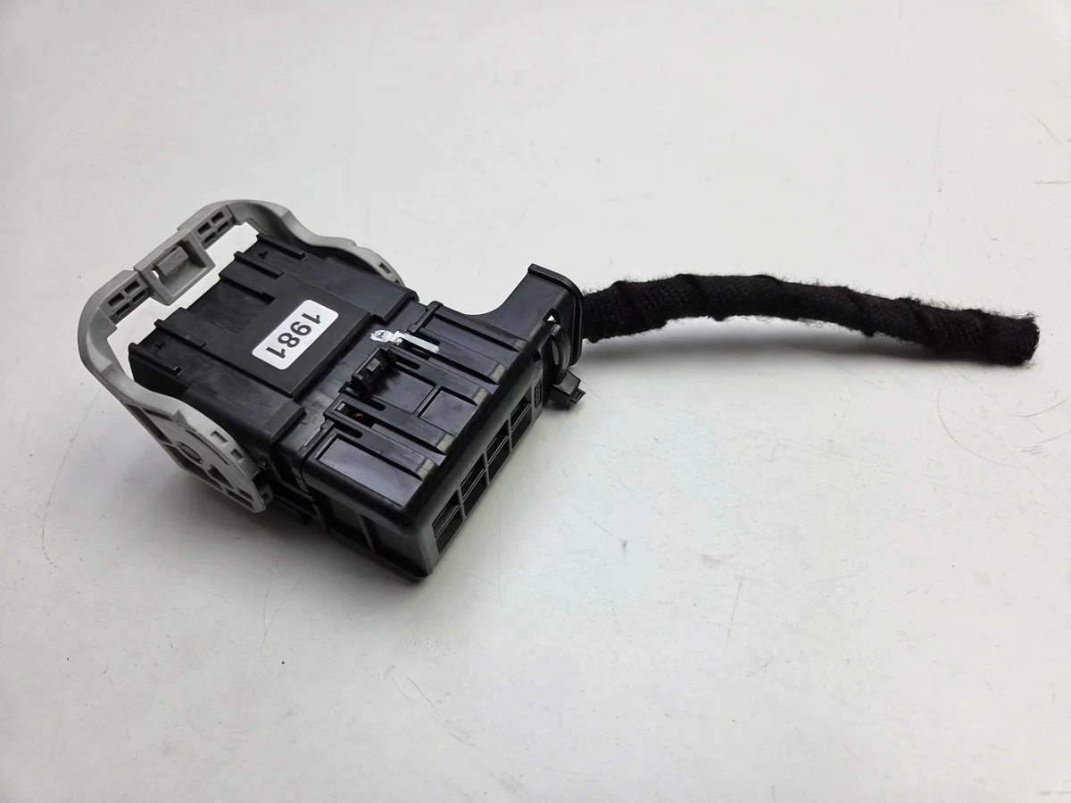 Conector Ford Mondeo MK5 Fusion Usado image 5