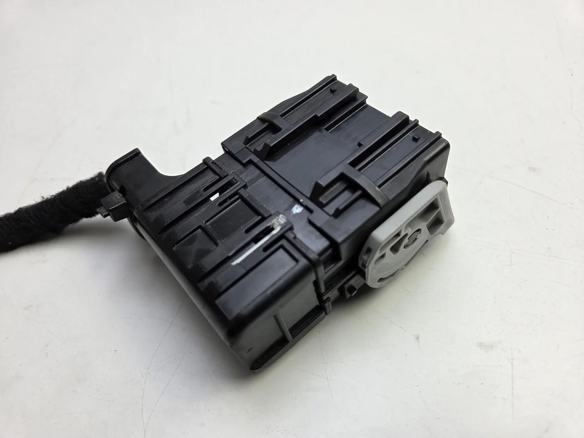 Conector Ford Mondeo MK5 Fusion Usado image 7