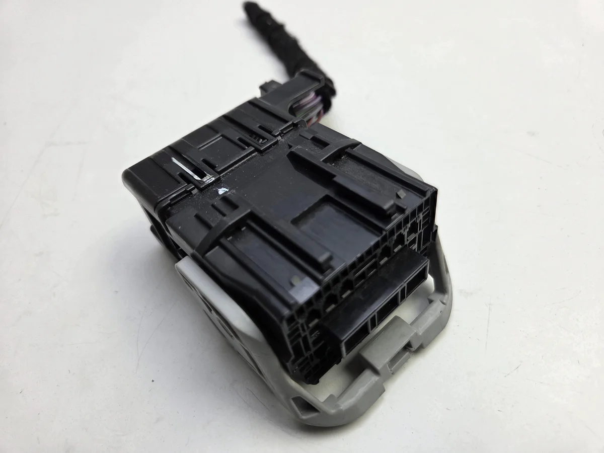 Conector Ford Mondeo MK5 Fusion Usado image 8