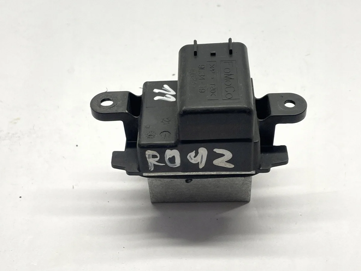 Ford Flex puhaltimen rele 9L3419E624AC image 4