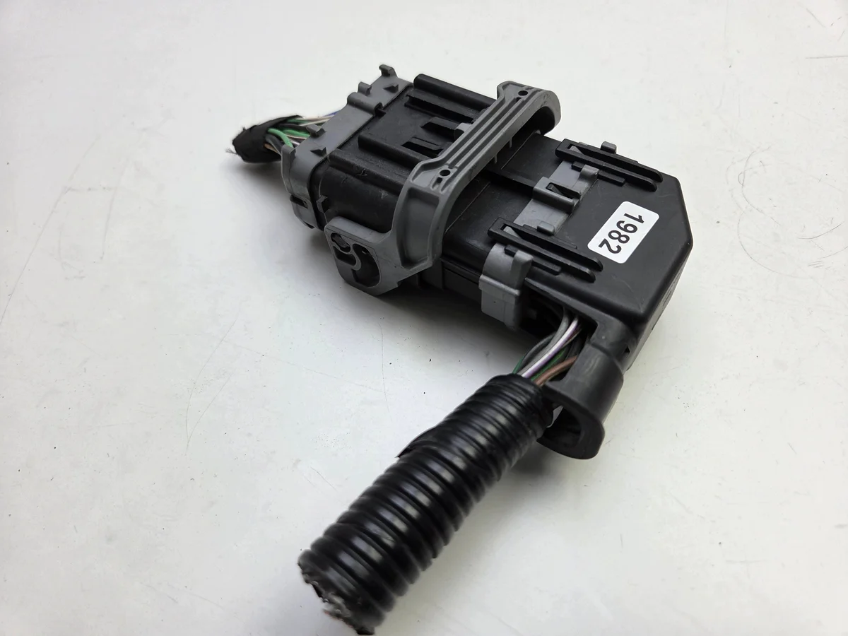 Connecteur Ford Mondeo MK5 Fusion image 4