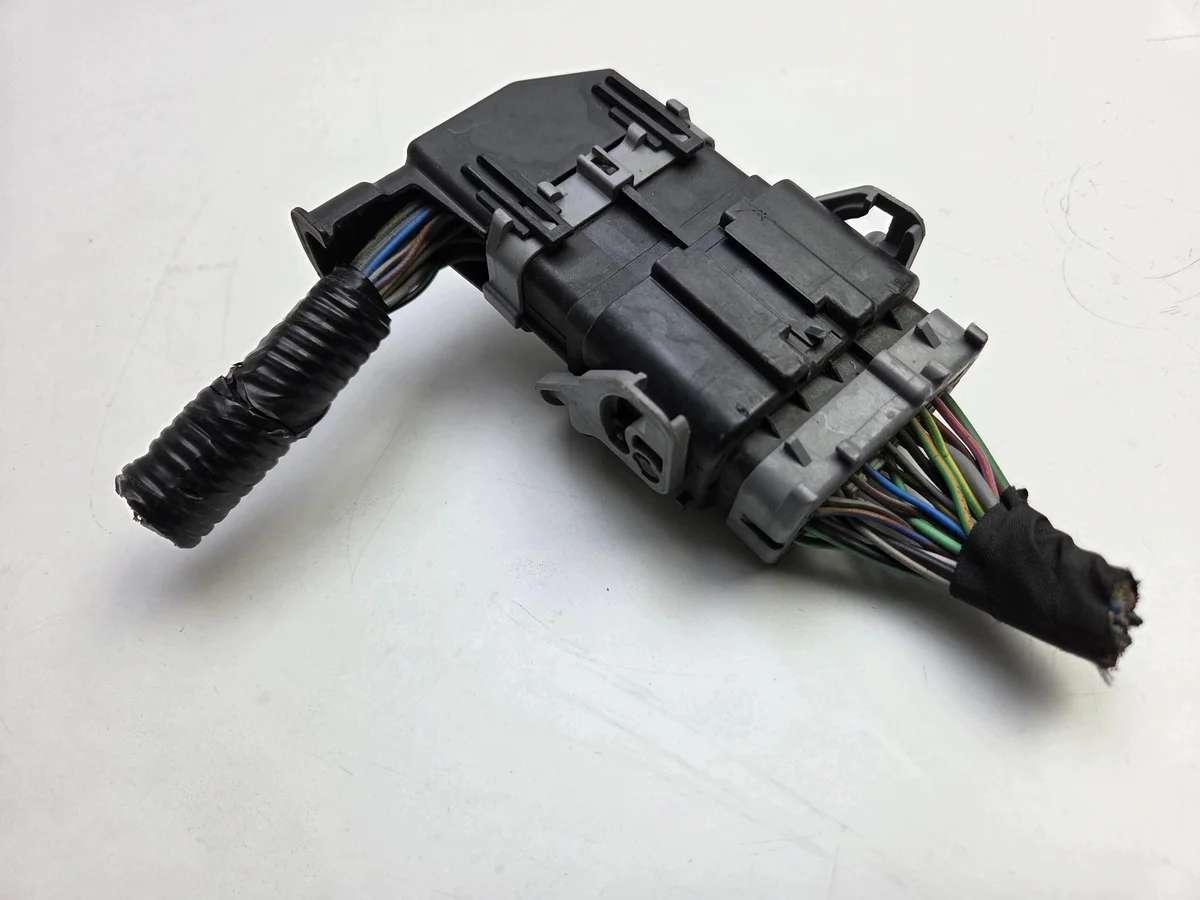 Connecteur Ford Mondeo MK5 Fusion image 7
