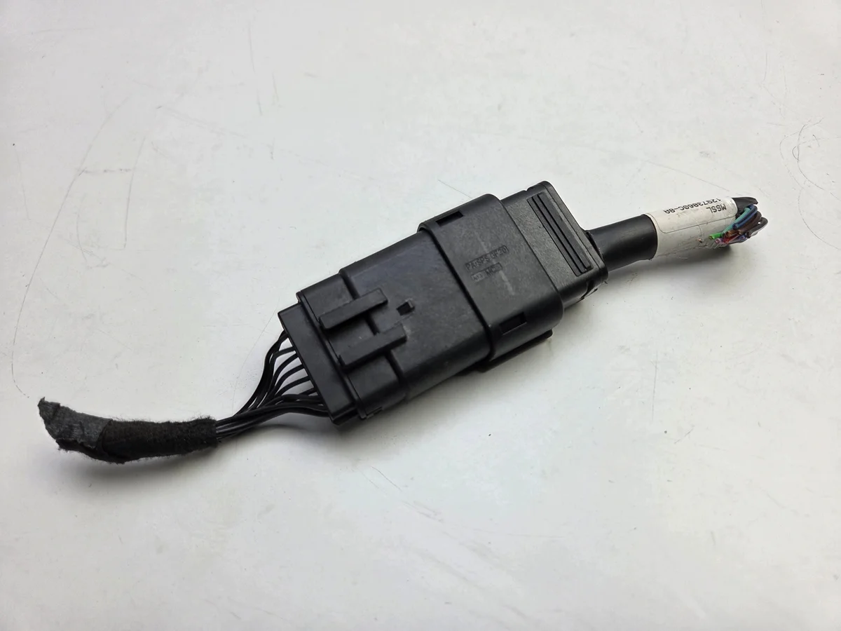 Conector Ford Mondeo MK5 Fusion Usado image 6