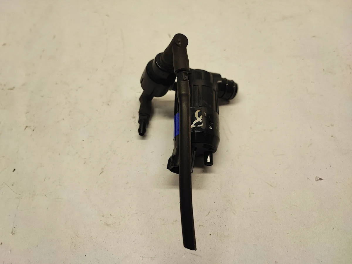 Ford JL1B-17664-AA ruitensproeierpomp image 7