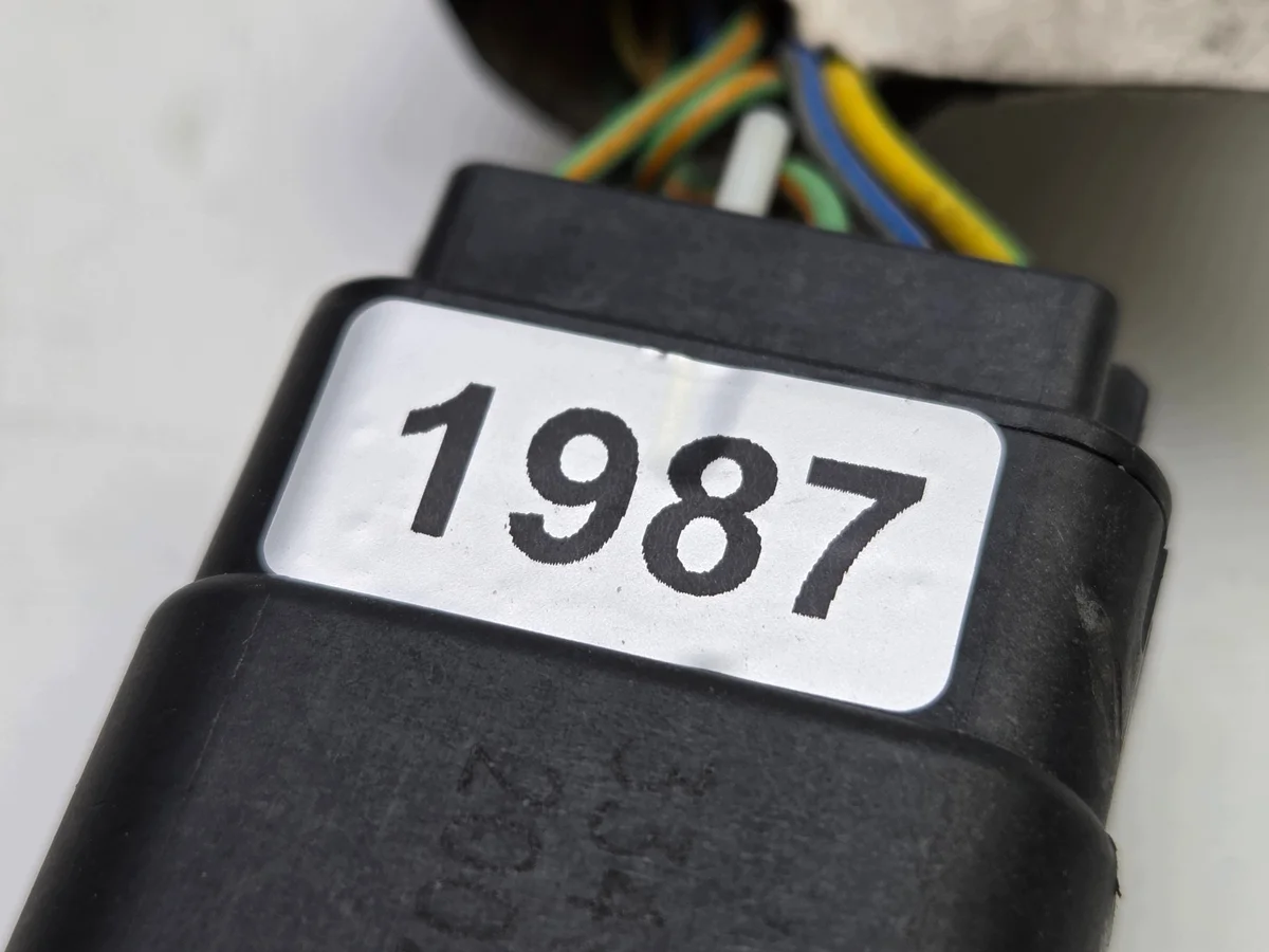Conector Ford Mondeo MK5 Fusion Usado image 3