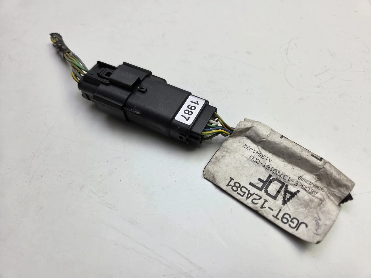 Conector Ford Mondeo MK5 Fusion Usado image 5