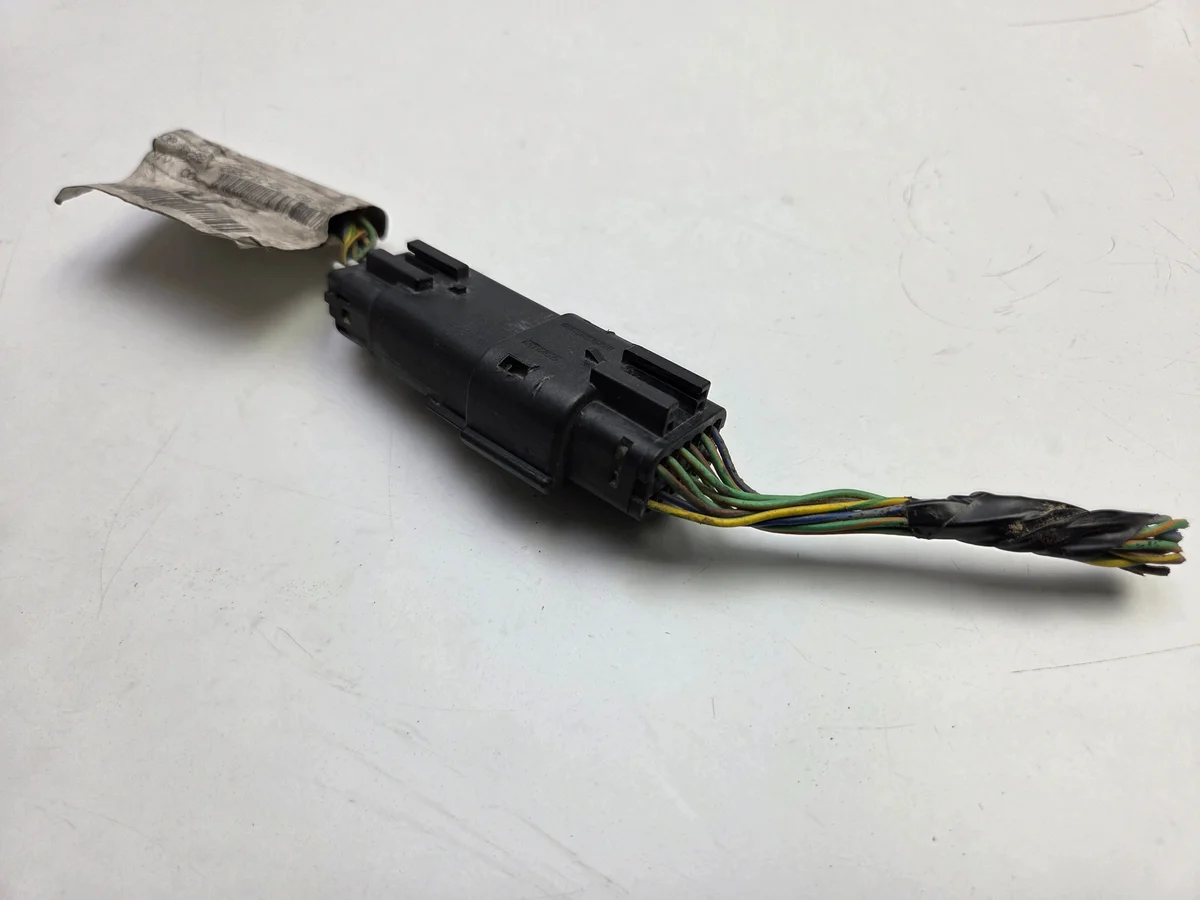 Conector Ford Mondeo MK5 Fusion Usado image 8