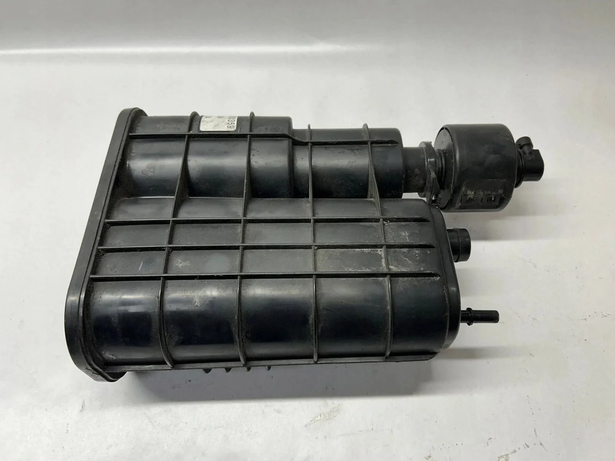 Mercedes ML W166 Kolfilter A1664700359 image 2